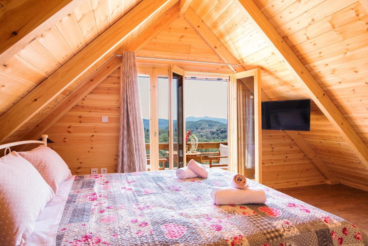 Kato Pavliana Romantic Tree House מראה חיצוני תמונה
