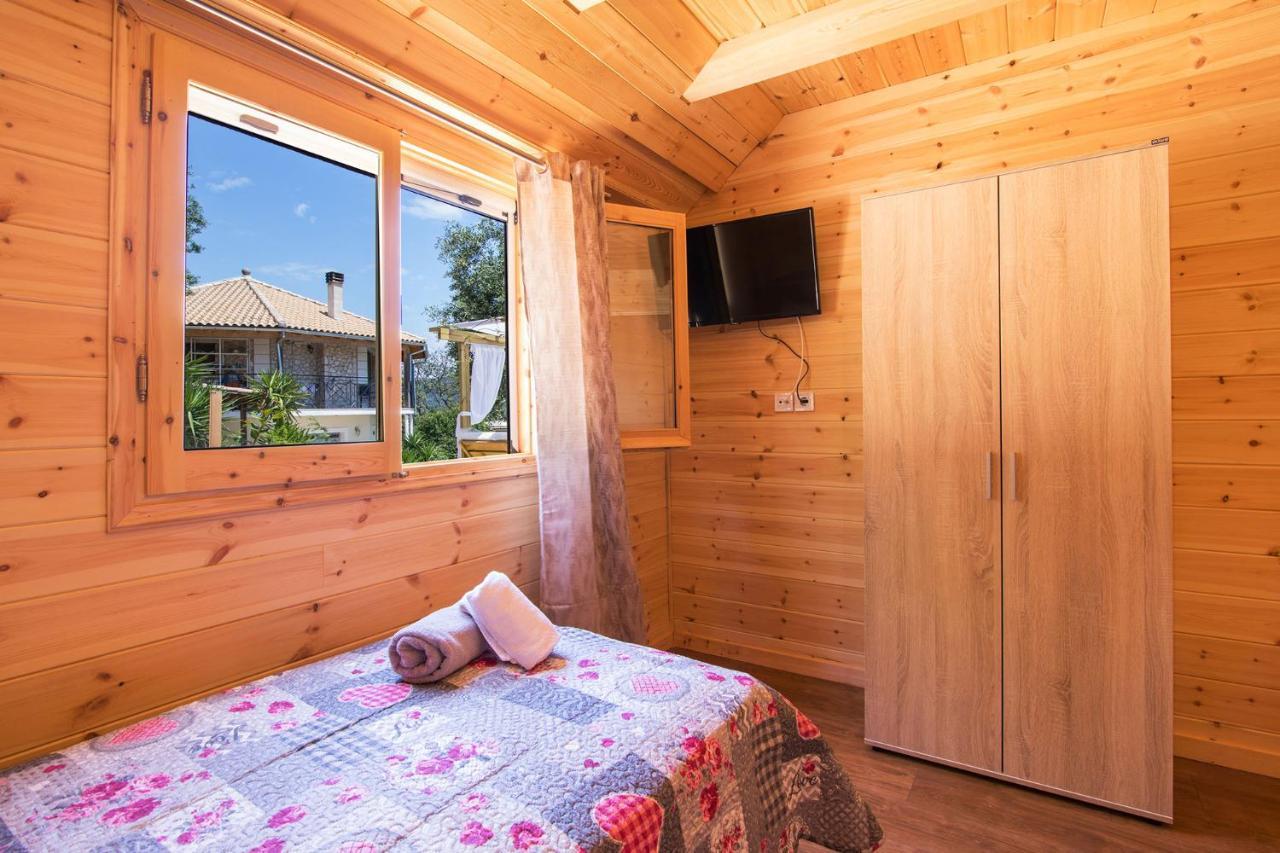 Kato Pavliana Romantic Tree House מראה חיצוני תמונה