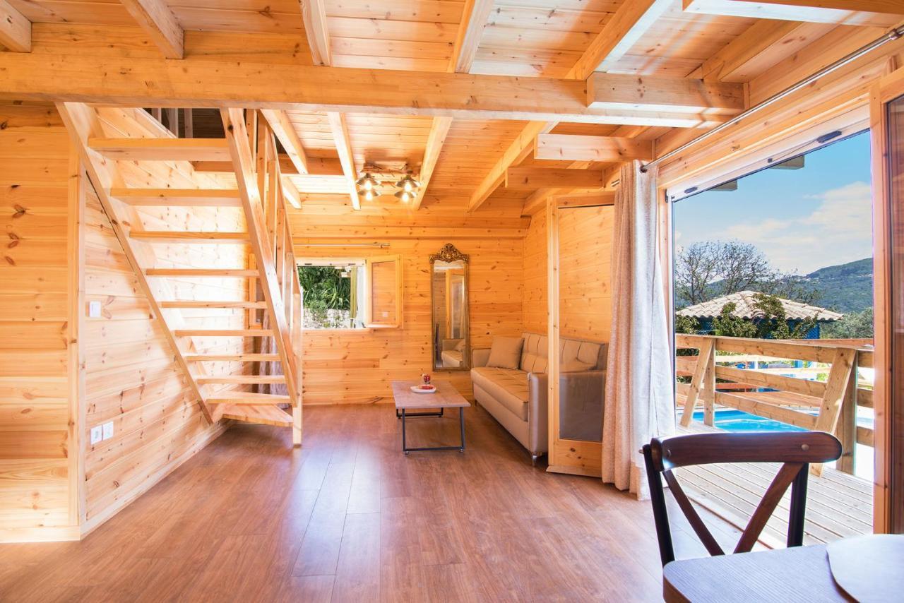 Kato Pavliana Romantic Tree House מראה חיצוני תמונה